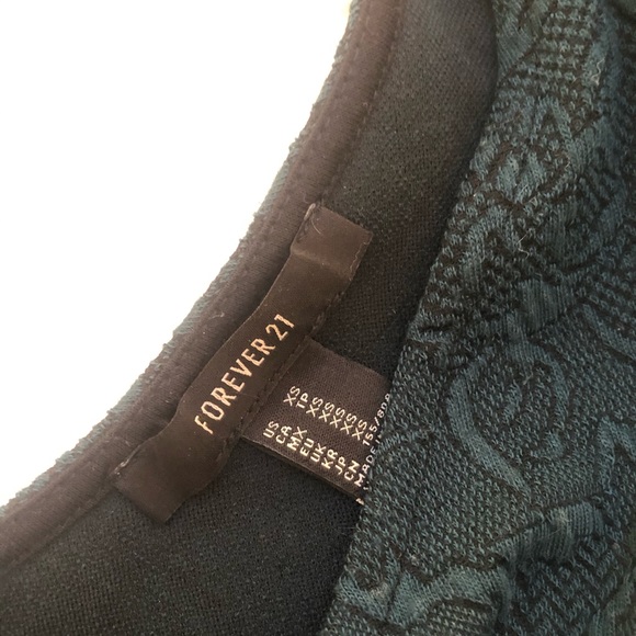 Emerald Green Dress - Picture 2 of 3